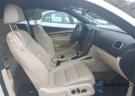 2008 Volkswagen Eos Lux z USA, uszkodzony, nr VIN WVWFA71F78V013524